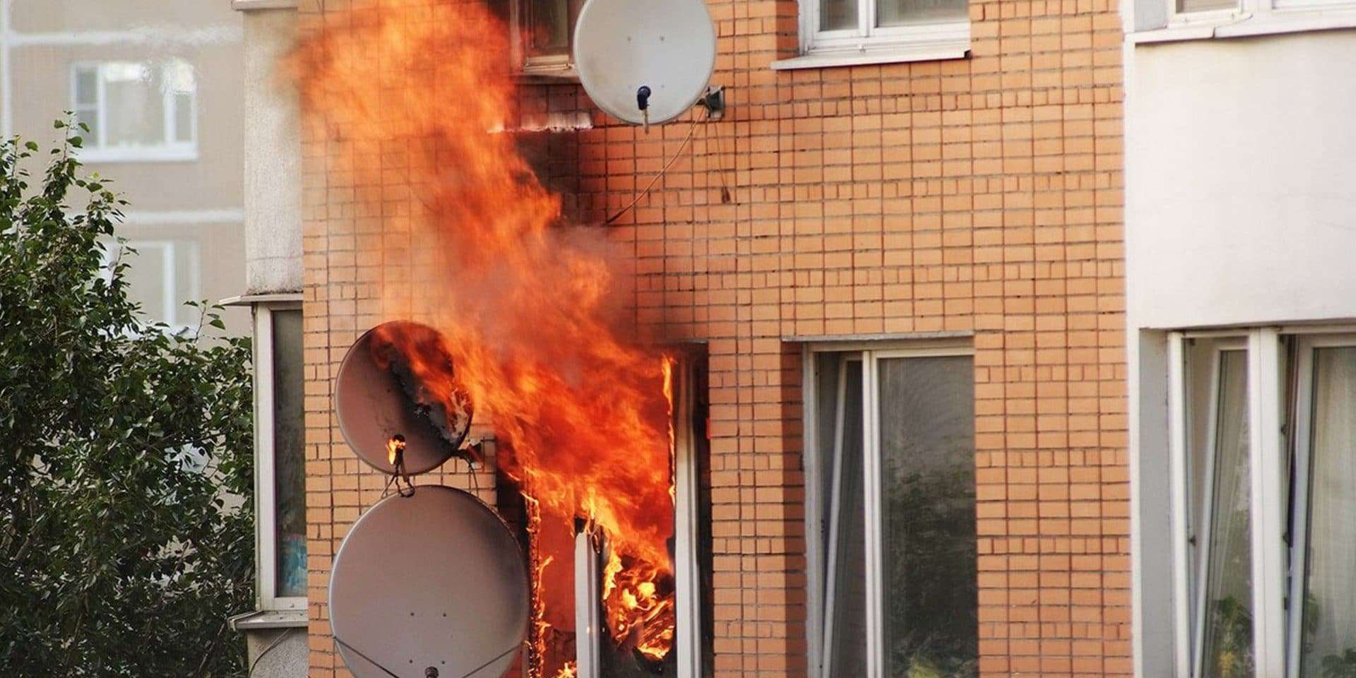 Насколько пожаробезопасны пластиковые окна в СПб Насколько пожаробезопасны пластиковые окна в СПб